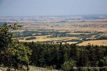 widok na gołoborza Święty Krzyż