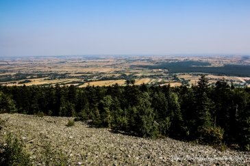 widok na gołoborza Święty Krzyż