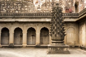 Maheshwar Fort