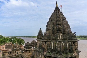 Maheshwar Fort