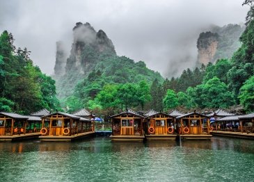 Baofeng Lake Boat Trip in a rainy day with clouds and mist at Wulingyuan, Zhangjiajie National Forest Park, Hunan Province, China, Asia.jpg