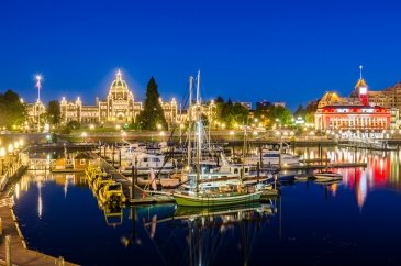 Victoria 's Inner Harbour