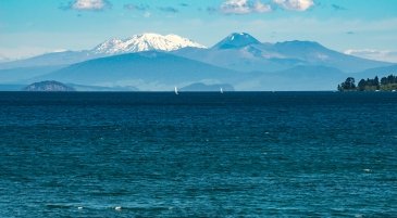 Lake Taupo and Tongariro National Park