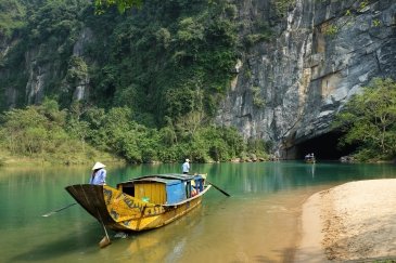 Phong Nha Cave