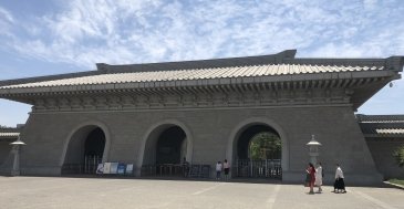 Groty Longmen