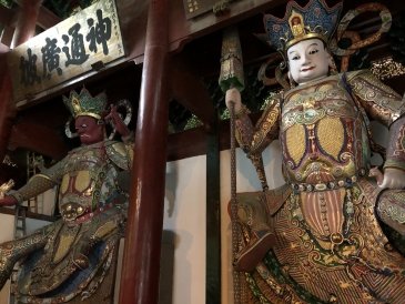 Świątynia Natchnionego Odosobnienia - Chiny