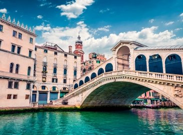 Rialto Bridge