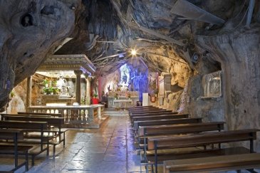 Palermo- Cave z Santuario di Santa Rosalia