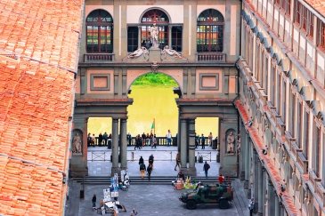 Piazzale degli Uffizi