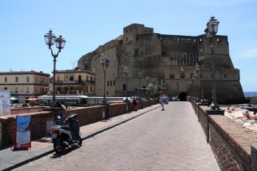 Castel Ovo
