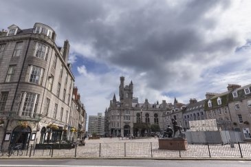 Mercat Cross and Gordon Higlanders Statue