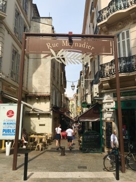 Rue Meynadier