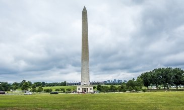 George Washington Monument , obelisk