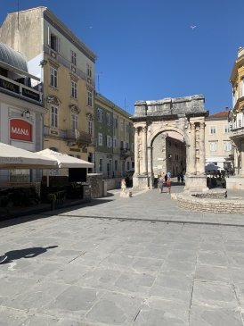 Pula